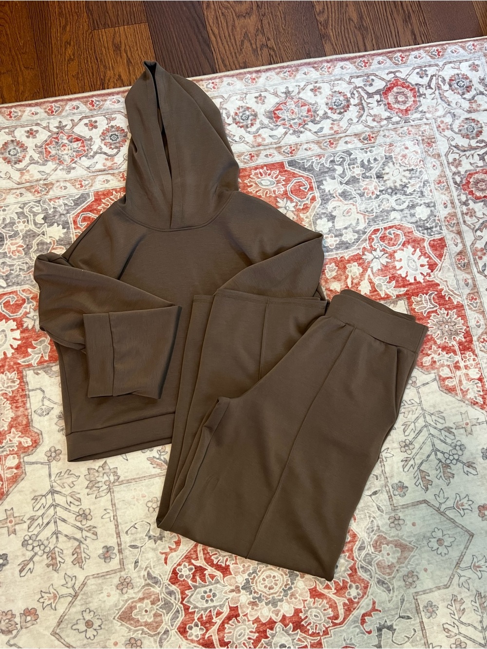 Cozy Hooded Sweatshirt & Jogger Set - Chocolate Brown